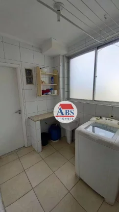 Imagem Apartamento 2 dorm na Ponta da Praia em Santos prédio com piscina