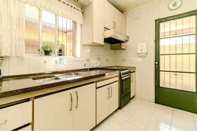 Imagem PDDEC 275 Casa 612521014-70 - Casa à venda no bairro Passo da Areia - Porto Alegre/RS