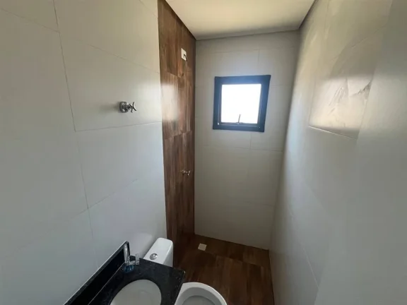 Imagem Espaçoso Sobrado em Condomínio no Ocian, Praia Grande - 2 Quartos