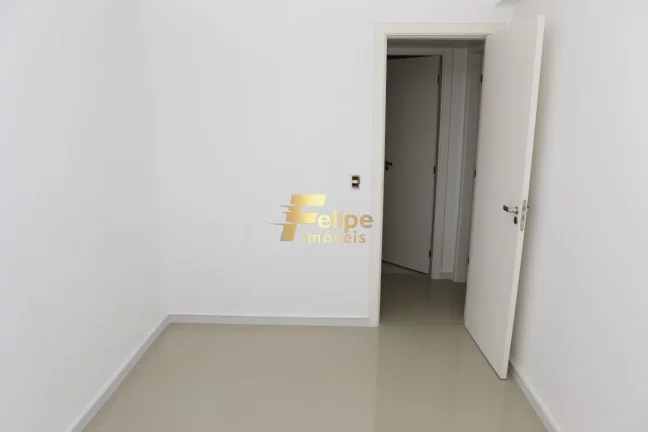 Imagem COBERTURA DUPLEX A UMA QUADRA DA PRAIA, SIMPLESMENTE INCRÍVEL!!