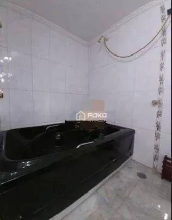 Imagem Sobrado com 5 dormitórios - venda por R$ 2.660.000,00 ou aluguel por R$ 10.625,00/mês - Vila Galvão - Guarulhos/SP