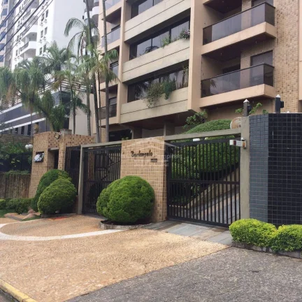 Imagem Este espaçoso apartamento conta com 165m² bem distribuídos com 3 dormitórios, sendo 1 suíte com...