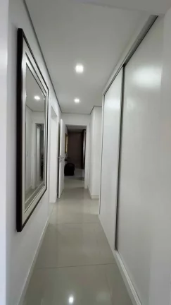 Imagem Apartamento com 3 suítes e 2 vagas de garagem em - Balneário Camboriú/SC