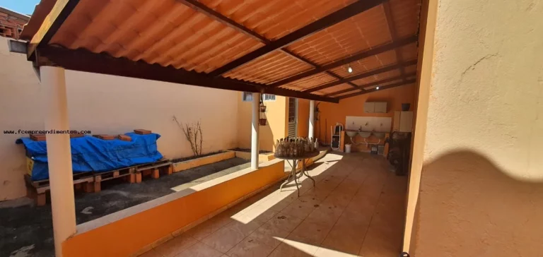 Imagem Casa para Venda em Limeira, Jardim Morro Azul, 3 dormitórios, 2 banheiros