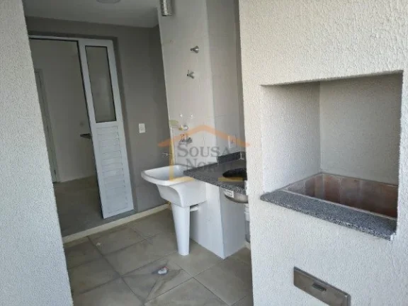 Imagem Apartamento no contra piso, com 2 dormitórios, sendo 1 suíte, 2 banheiros, varanda gourmet com chu...