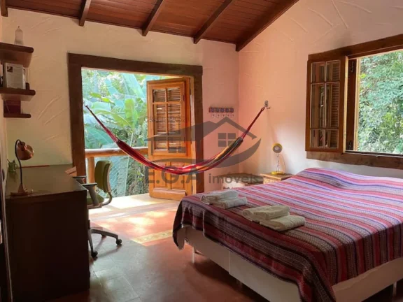 Imagem Casa no sertão da Barra do Una no meio da mata
