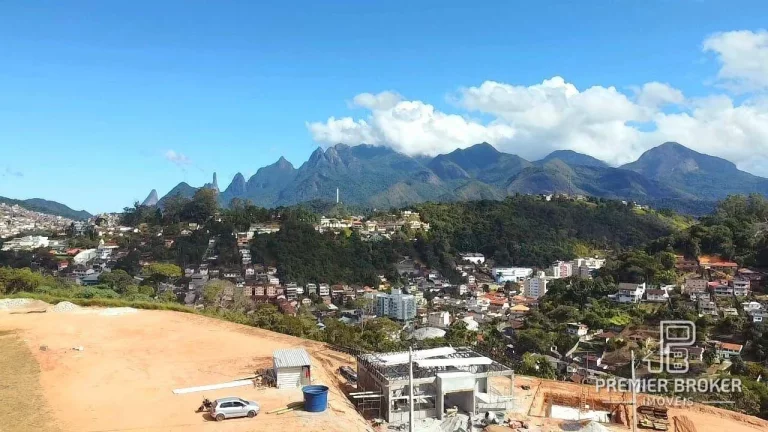 Imagem Terreno à venda, 350 m² por R$ 240.000,00 - Ermitage - Teresópolis/RJ