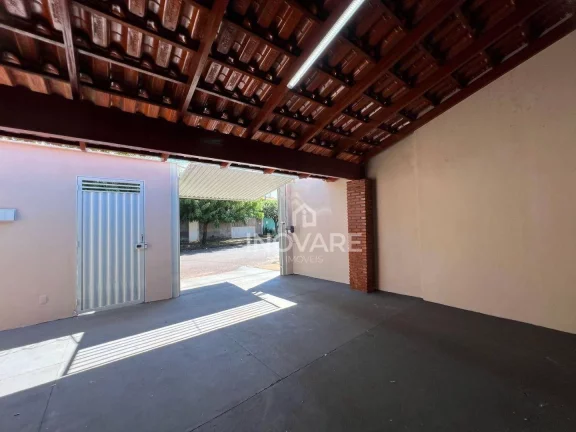 Imagem Casa com 3 dormitórios à venda, 82 m² por R$ 400.000 - Jardim Bandeirantes - Itumbiara/GO