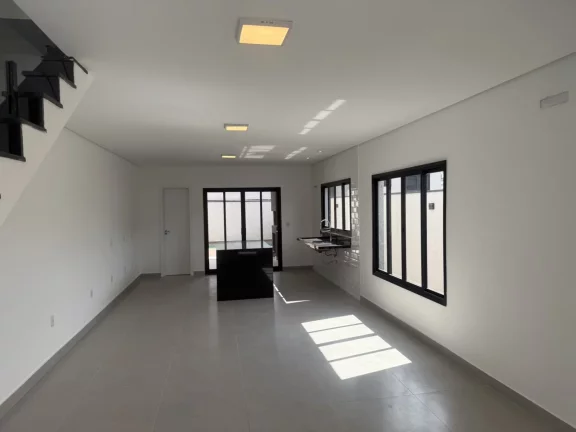 Imagem Linda Casa com Piscina no Residencial Nova Jaguari
