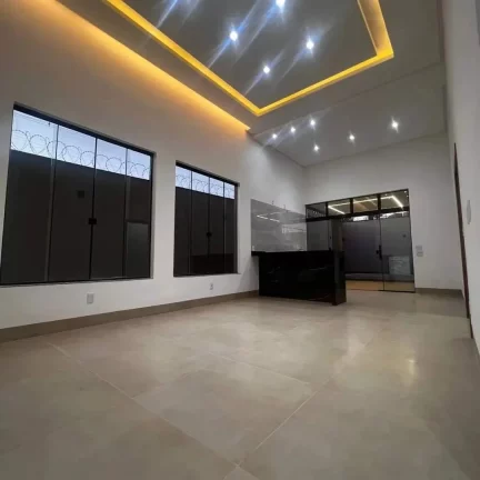 Imagem Casa 3 Quartos Sendo 2 Suites Sozinha No Lote Em Senador Canedo