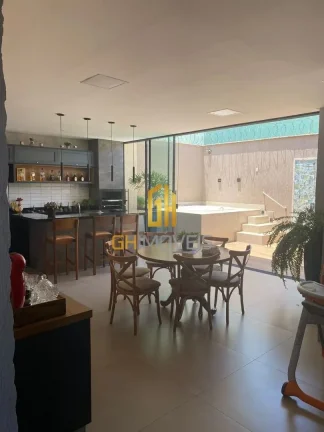 Imagem Casa com 3 quartos no Parque Oeste Industrial, em terreno com 360m² com 256m² de área construída...