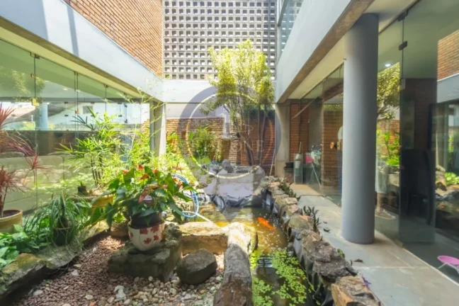 Imagem Imperdível Casa à Venda na Vila Ida, São Paulo-SP: 3 Quartos, 1 Suíte, 2 Salas, 3 Banheiros, 4 Vagas, 311 m². Venha Conferir!