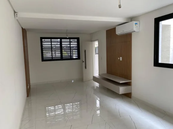 Imagem Casa a venda em Santos no Boqueirão