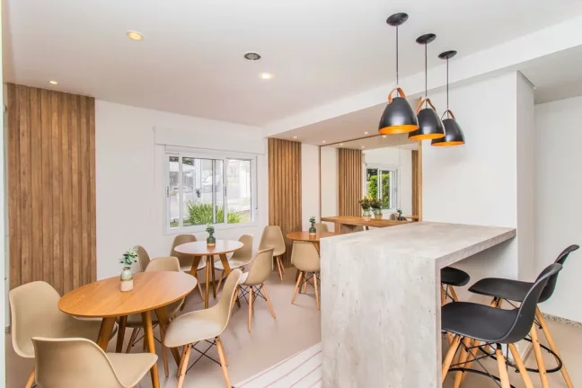 Imagem Apartamento à venda em Porto Alegre, Petrópolis, com 2 quartos, 80,21m2