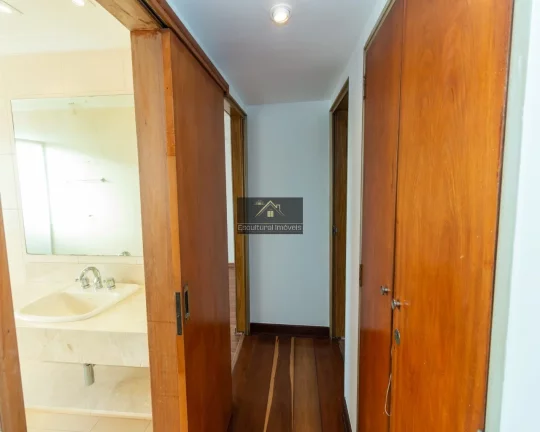 Imagem LOCAÇÃO APARTAMENTO ITAIM 98,00 M ÁREA ÚTIL 2 DORMITÓRIOS 1 DELES SUÍTE SALA AMPLA JANELÕES COZINHA AMERICANA 1 VAGA FACE LESTE LINDA VISTA CIDADE
