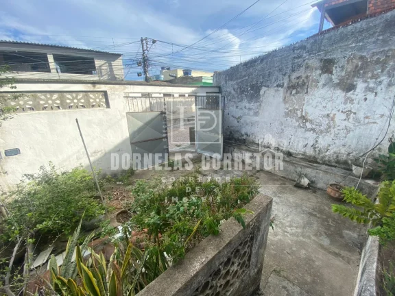 Imagem Mais Espaço para Sua Família - Casa Térreo e 1º Andar em Excelente Localização!
