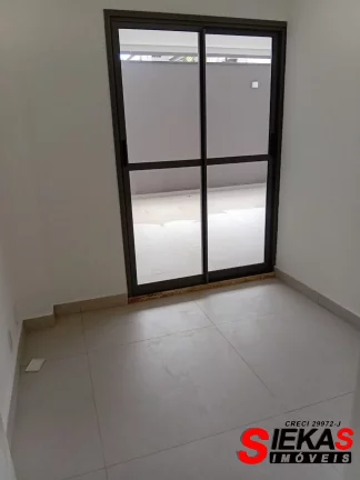 Imagem Apartamento de luxo para locação no Tatuapé, São Paulo-SP: 3 quartos, 2 suítes, 2 vagas de garagem e 140m² de área.