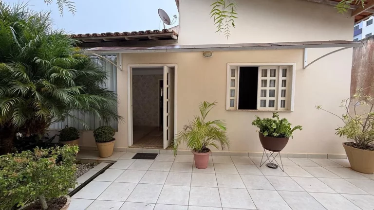 CASA RESIDENCIAL em VITÓRIA DA CONQUISTA - BA, CANDEIAS