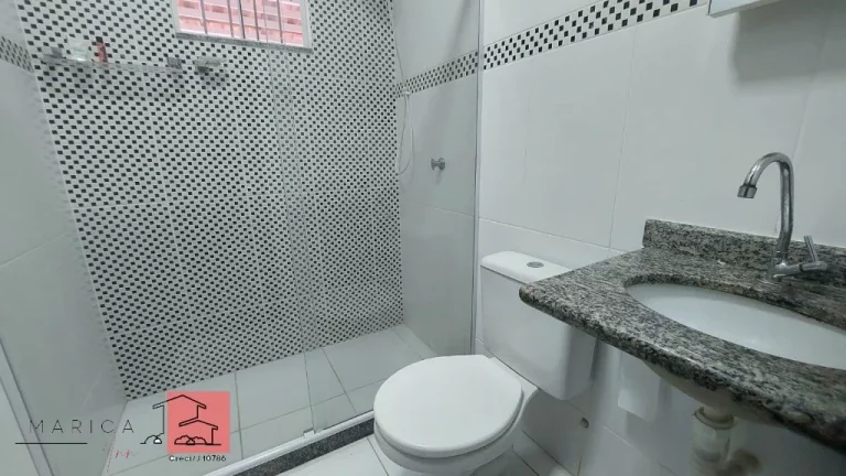 Imagem Casa à Venda - Próx. à Praia, Totalmente Reformada!