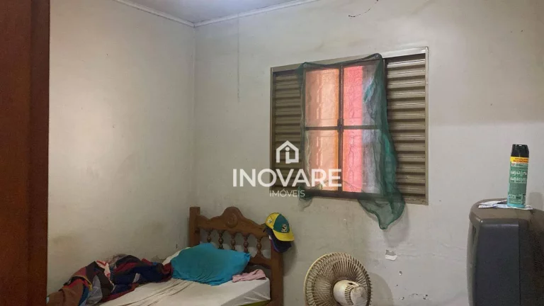 Imagem Casa com 3 dormitórios à venda, 95 m² por R$ 800.000,00 - Setor Santos Dumont - Itumbiara/GO