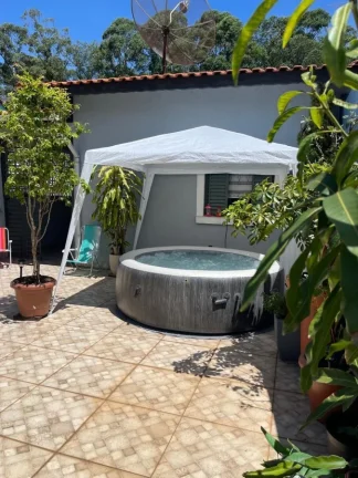 Imagem Casa para Venda em Santo André, Jardim Las Vegas, 4 dormitórios, 1 suíte, 2 banheiros, 2 vagas