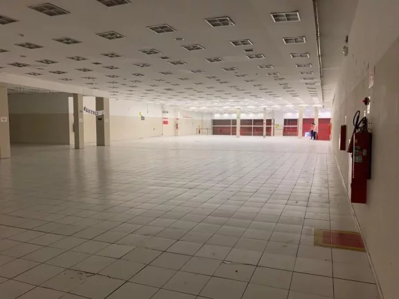 Imagem Salão para alugar, 2000 m² por R$ 80.000/mês - Centro - Mogi das Cruzes/SP