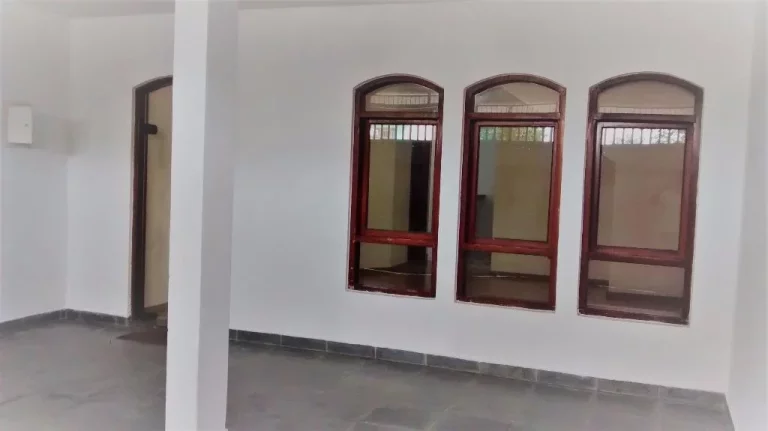 Imagem Sobrado com 4 dormitórios à venda, 187 m² por R$ 1.400.000,00 - Centro - Suzano/SP