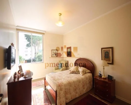 Imagem Apartamento amplo, arejado, com living para 2 ambientes, 2 dormitórios, lavabo, cozinha, área de s...