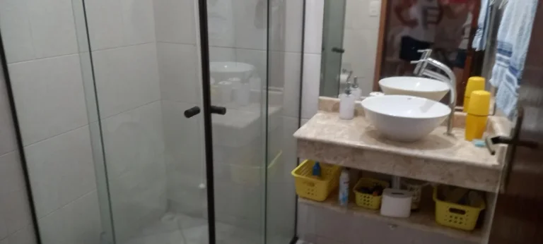 Imagem Casa para Venda em Itanhaém, Bopiranga, 2 dormitórios, 1 suíte, 2 banheiros, 4 vagas