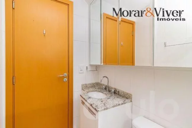 Imagem Apartamento para Venda em Curitiba, Portão, 3 dormitórios, 1 suíte, 2 banheiros, 2 vagas