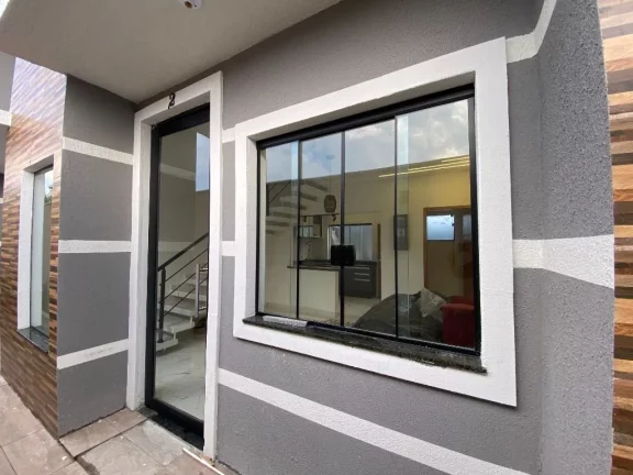 Imagem Sobrado com 2 dormitórios à venda, 90 m² por R$ 365.000,00 - Vila Figueira - Suzano/SP