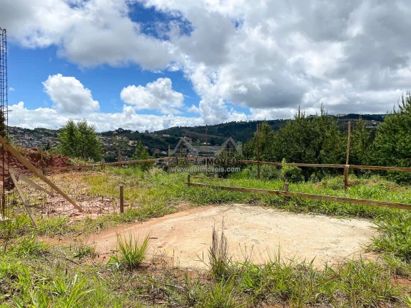 Imagem Terreno à venda em Campos do Jordão – Com uma bela vista e 2.055 m2