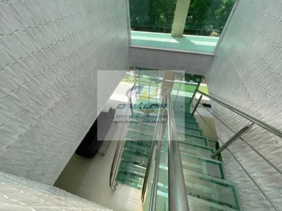 Imagem Vendo Casa em Condomínio Fechado, com 480m², 5 quartos s/ 5 suítes, espaço gourmet, piscina e 4 vagas