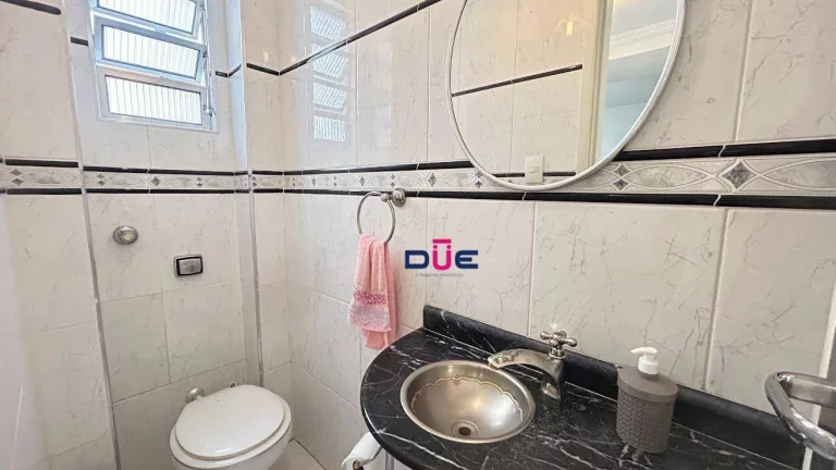 Imagem Apartamento com 2 dormitórios à venda, 85 m² por R$ 585.000,00 - Gonzaga - Santos/SP