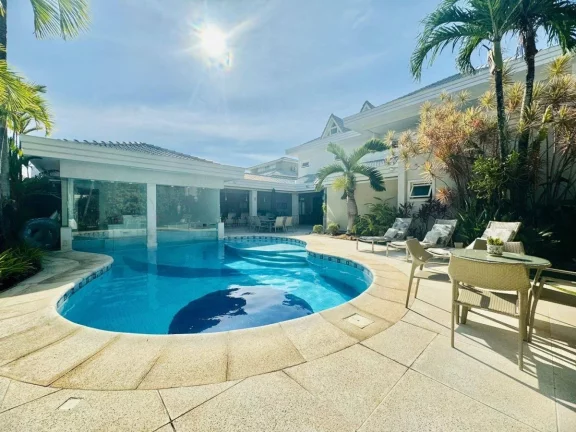 Casa de Condomínio com 4 Quartos para Alugar, 850 m² em Barra Da Tijuca - Rio De Janeiro