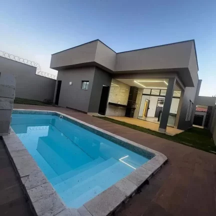 Imagem Casa 3 Quartos Sendo 2 Suites Sozinha No Lote Em Senador Canedo