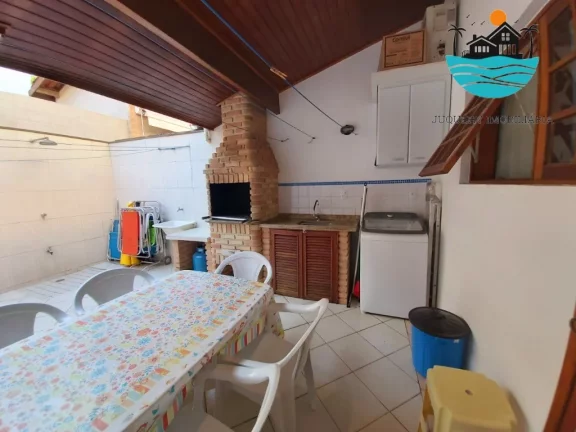 Imagem Aluguel para Temporada em Juquehy com, 3 dormitórios, 1 suíte, 250m da praia - Acomodação máx. 10 pessoas | Juquehy Imobiliária