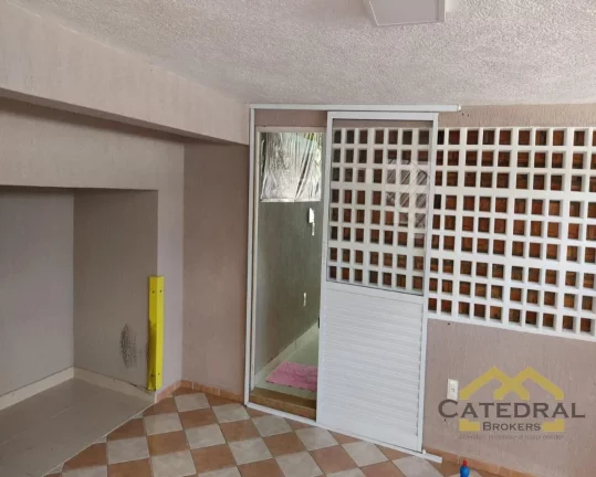 Imagem Casa de rua no Bairro Cidade Jardim com 3 quartos sendo 1 suíte, garagem fechada!