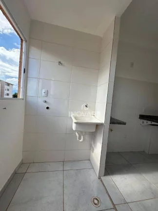 Imagem Apartamento com 2 dormitórios à venda, 181 m² por R$ 190.000,00 - Alto Da Trindade - Itumbiara/GO