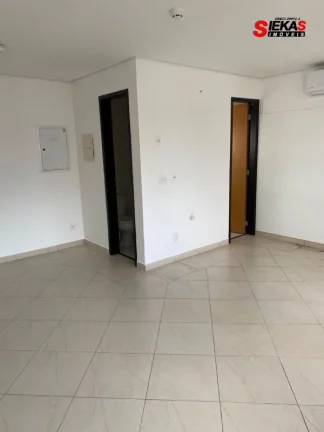 Imagem Sala Comercial disponível para Locação na Penha de França, São Paulo-SP: 1 Sala, 2 Banheiros, 1 Vaga de Garagem!