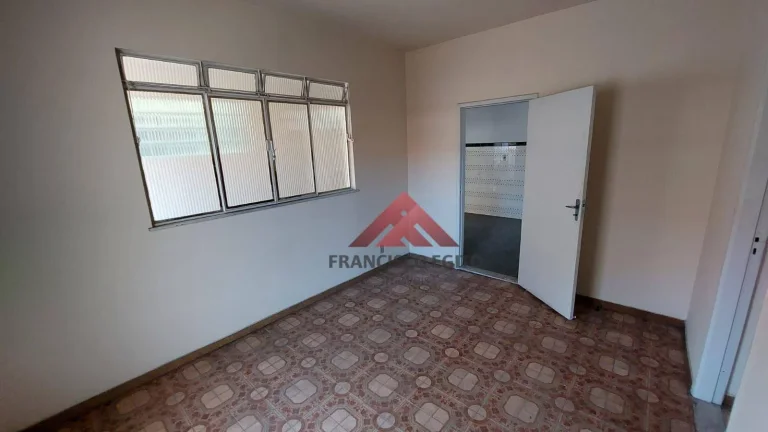Imagem Casa com 3 dormitórios à venda por R$ 300.000,00 - Paraíso - São Gonçalo/RJ