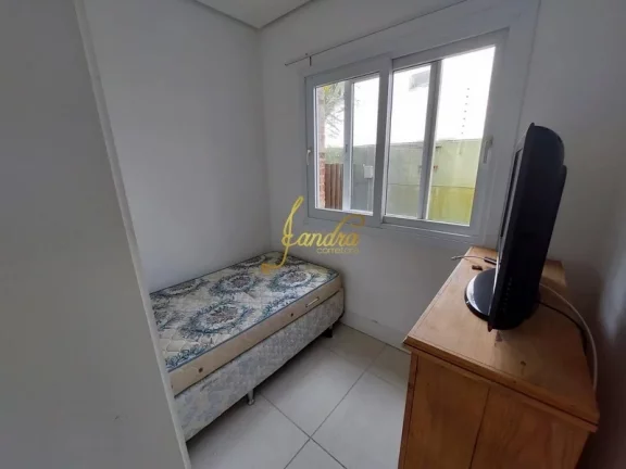 Imagem Sobrado semi-mobiliado em Atlântida em condomínio fechado