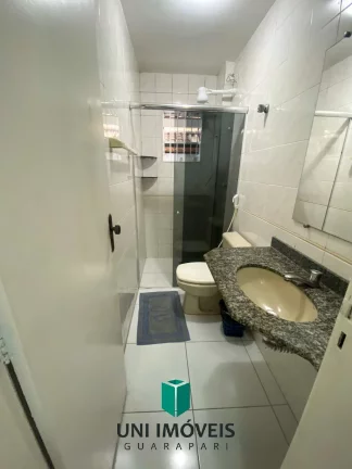 Imagem Apartamento Primeiro andar à Venda em Guarapari - Frente para rua - com área externa lateral