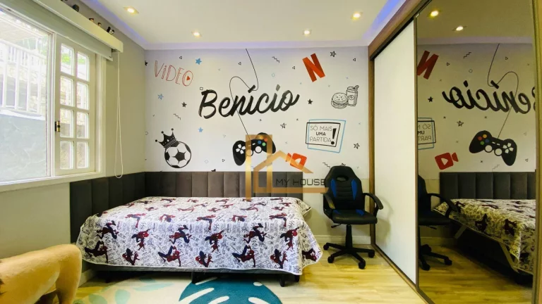Imagem Casa em condomínio c/ 3 suítes à 1 min do Centro