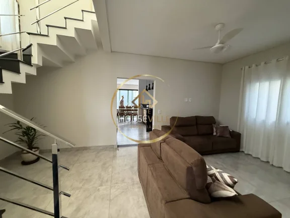 Imagem Sobrado, 3 Dormitórios sendo 3 Suítes, Condomínio Residencial Mantiqueira.