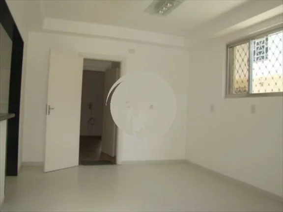 Imagem Sobrado a venda em localização priveligiada!