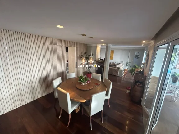 Imagem Casa incrível na Rua Laplace com 4 suítes, lazer completo e energia solar