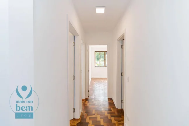 Imagem Apartamento com 3 Quartos, 1 Suíte à venda, 105 m² por R$ 635.000 - Água Verde - Curitiba/PR