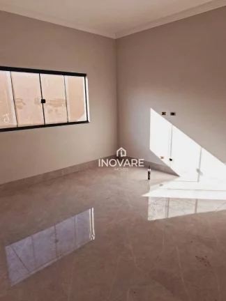 Imagem Casa com 3 dormitórios à venda, 130 m² por R$ 680.000,00 - Jardim Morumbi - Itumbiara/GO