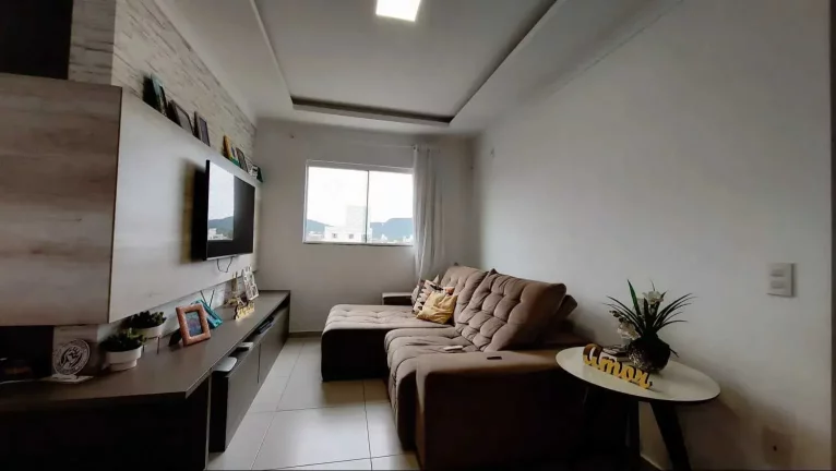 Imagem Apartamento com 3 dormitórios sendo 1 suíte e 2 vagas privativas no bairro Areias em Camboriú